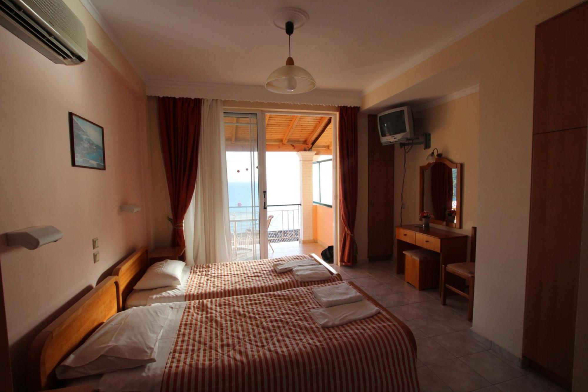 Lido Sofia Holidays Agios Gordios  Room photo
